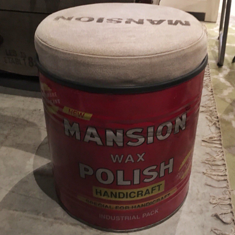 Пуф в стиле поп-арт "Банка лака"