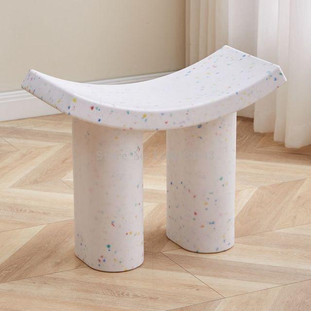 Табурет особой формы Spotted white