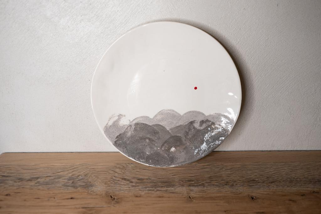 Тарелка "Горы-солнце"