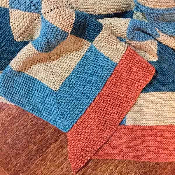 © Bento Box Quilt by Staci Perry • www.ravelry.com