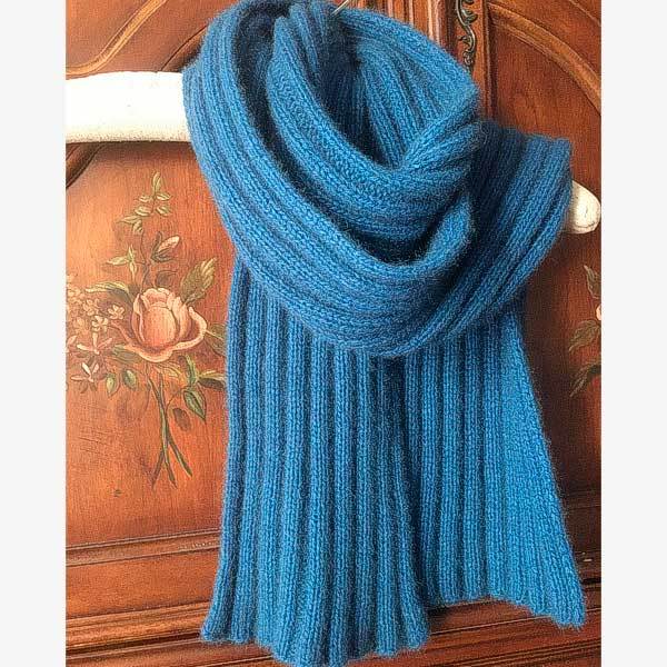 © Blue Scarf by irinamff • www.ravelry.com