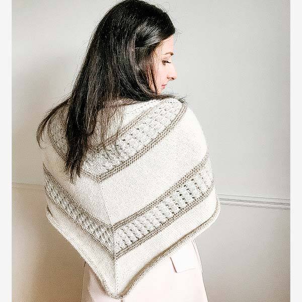 © Lajoie Shawl by Alison Abbey • www.ravelry.com