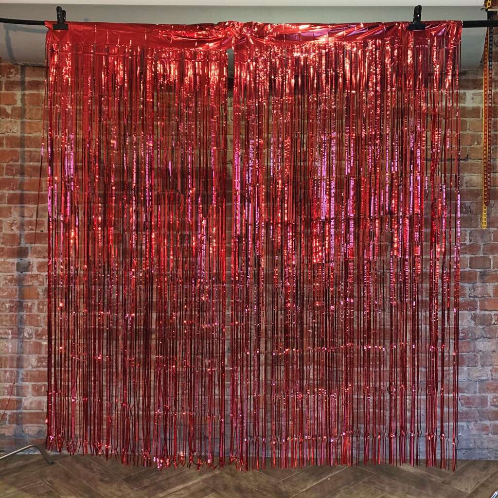 Фон Мишура "Red"