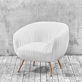 Кресло белое из экокожи в рубчик