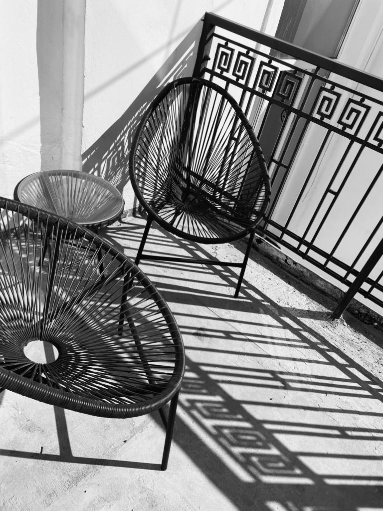 Комплект низкой уличной мебели плетеный черный