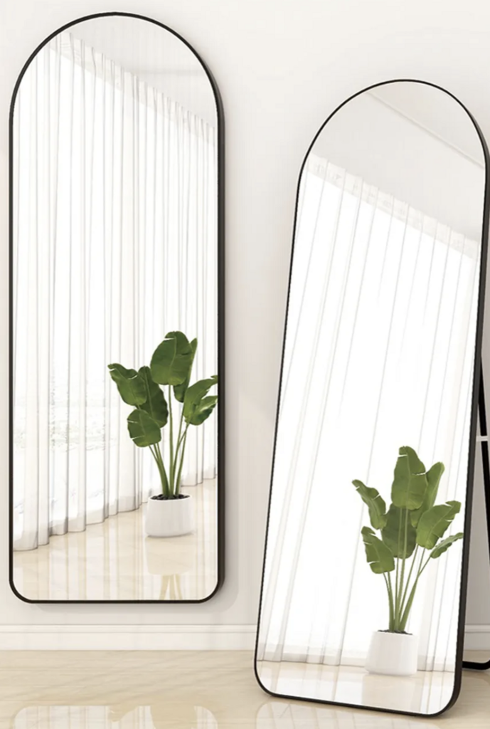 Зеркало 160х50 в черной раме с ножкой