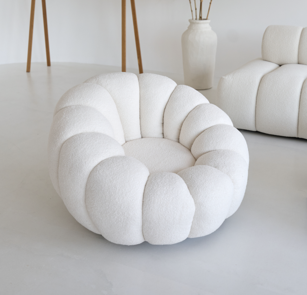 Кресло-тыква цвета экрю