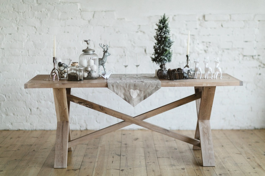 Стол дубовый из массива с перекрестным основанием