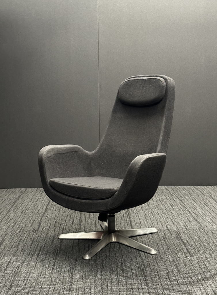 Винтажное кресло IKEA Karlstad