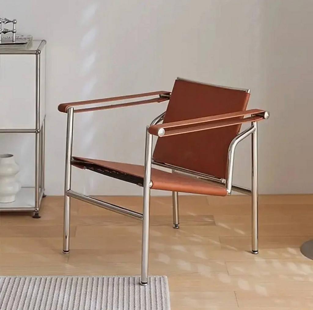 Стул Le Corbusier в Итальянском стиле