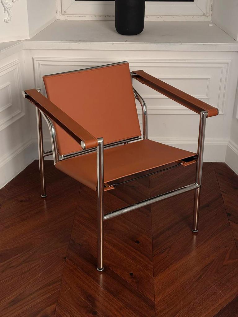 Стул Le Corbusier в Итальянском стиле