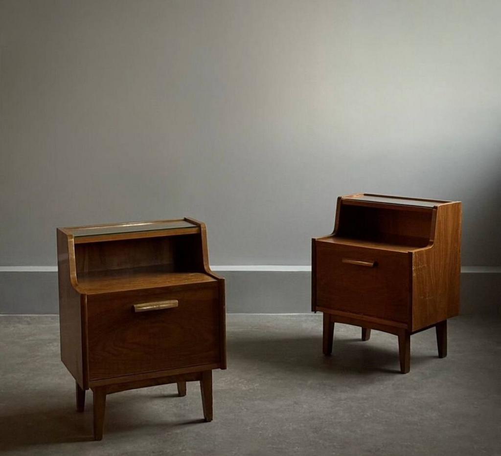 Тумба с полочкой Мидсенчури