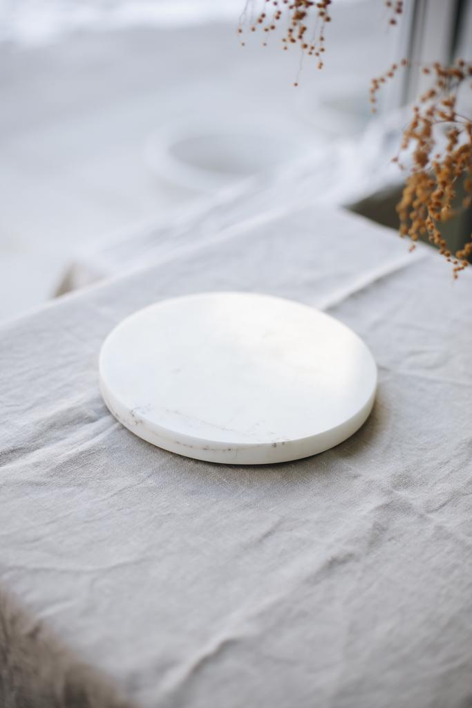 Подставка белая