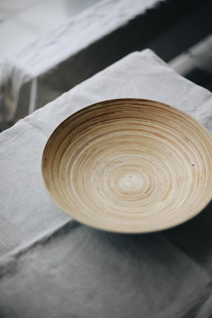 салатник деревянный