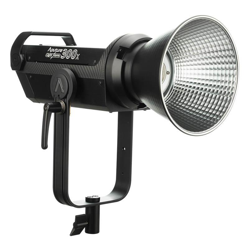 Светодиодный осветитель Aputure 300X bi-colour LED light (2700-6500K)
