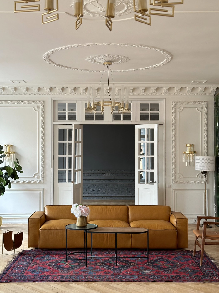 Диван большой из натуральной кожи 280х97