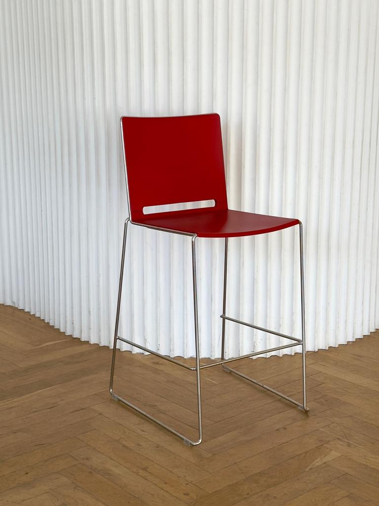 Стул барный красный La filo