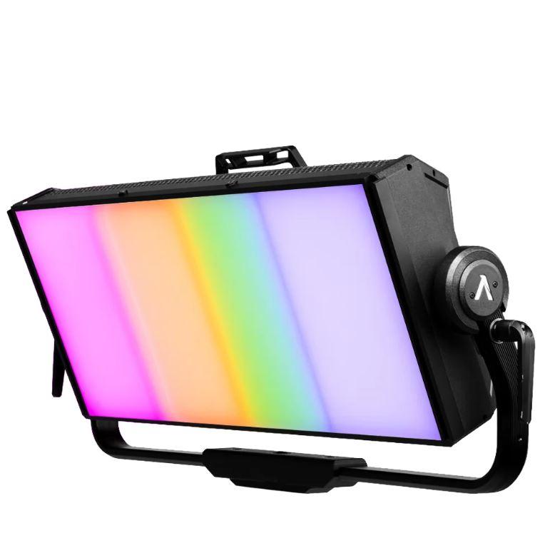 Осветитель Aputure Nova P600C с кейсом