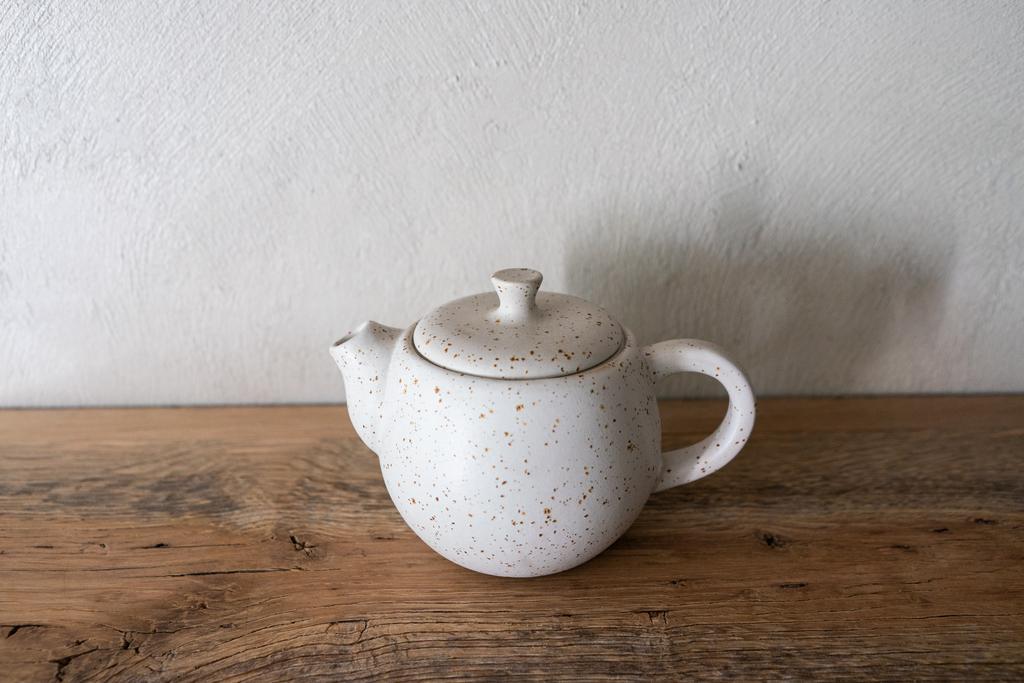 Чайник керамический