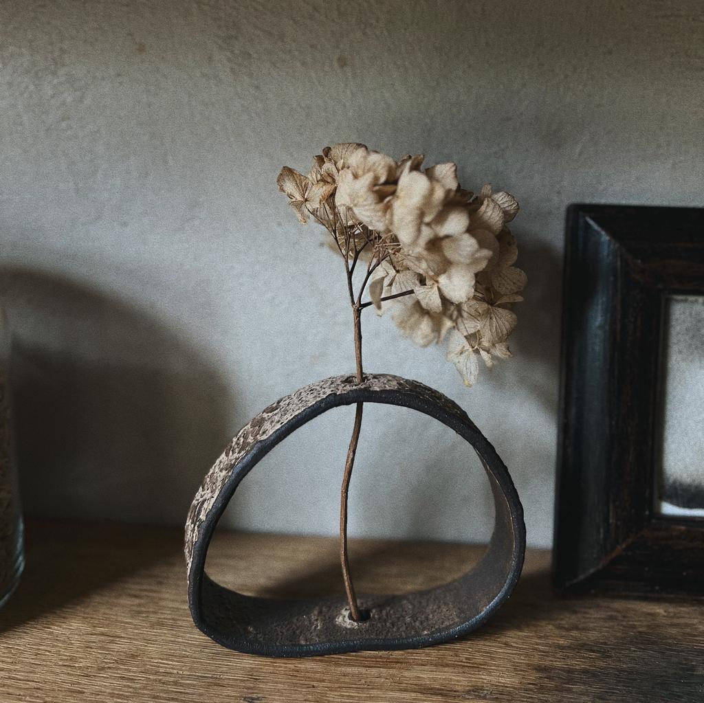 Подставка под сухоцветы